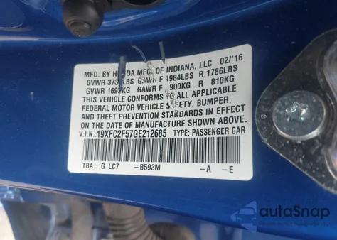 2016 Honda Civic Lx z USA, uszkodzony, nr VIN 19XFC2F57GE212685